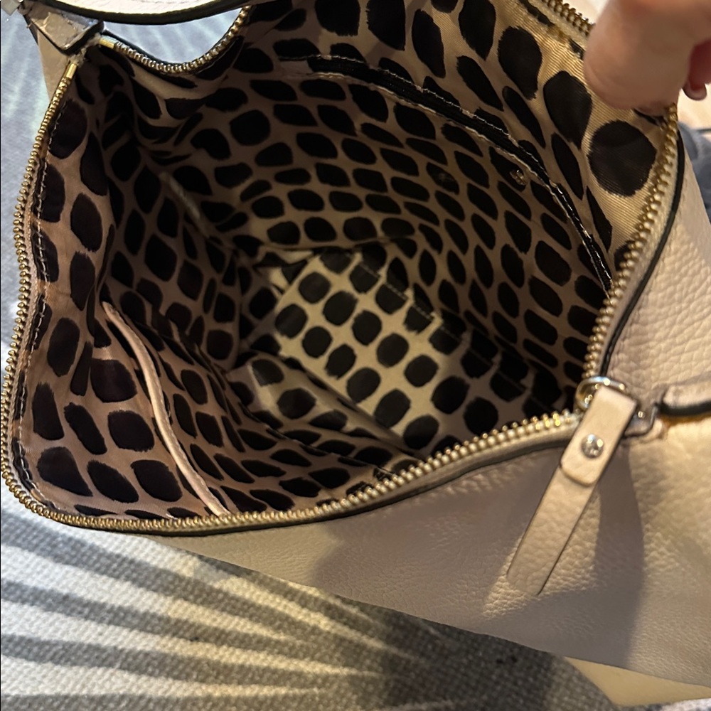 KATE ♠️ SPADE HOBO BAG IN IVORY - Picture 8 of 15